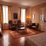 Bed and breakfast Les Volets Bleus Sallèles-dʼAude
