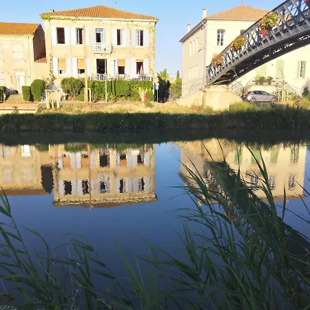 Bed & Breakfast Les Volets Bleus 3*