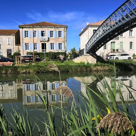 Les Volets Bleus Salleles-d'Aude