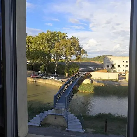 Les Volets Bleus 3* Sallèles-dʼAude