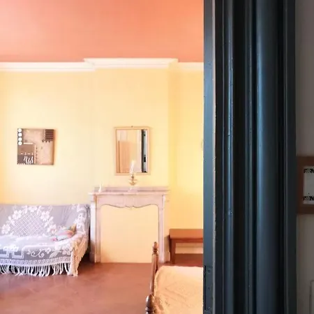 Bed & Breakfast Les Volets Bleus Salleles-d'Aude