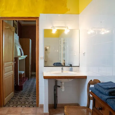 Les Volets Bleus Bed & Breakfast Sallèles-dʼAude